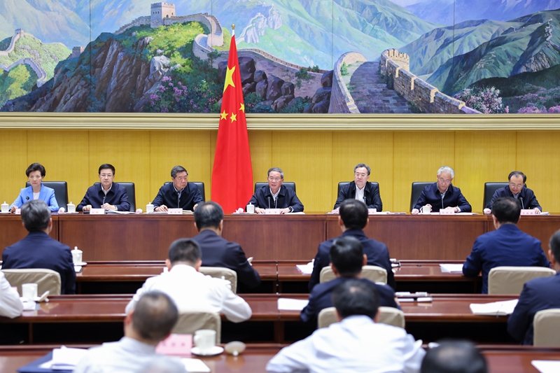 李強：高質(zhì)量做好支持“兩重”建設(shè)各項工作 為推進(jìn)中國式現(xiàn)代化提供有力支撐